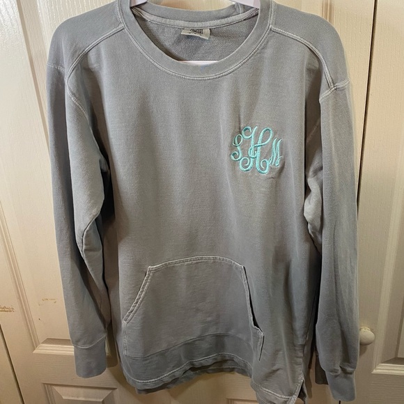 Comfort colors lightweight sweatshirt with pockets - Picture 2 of 5